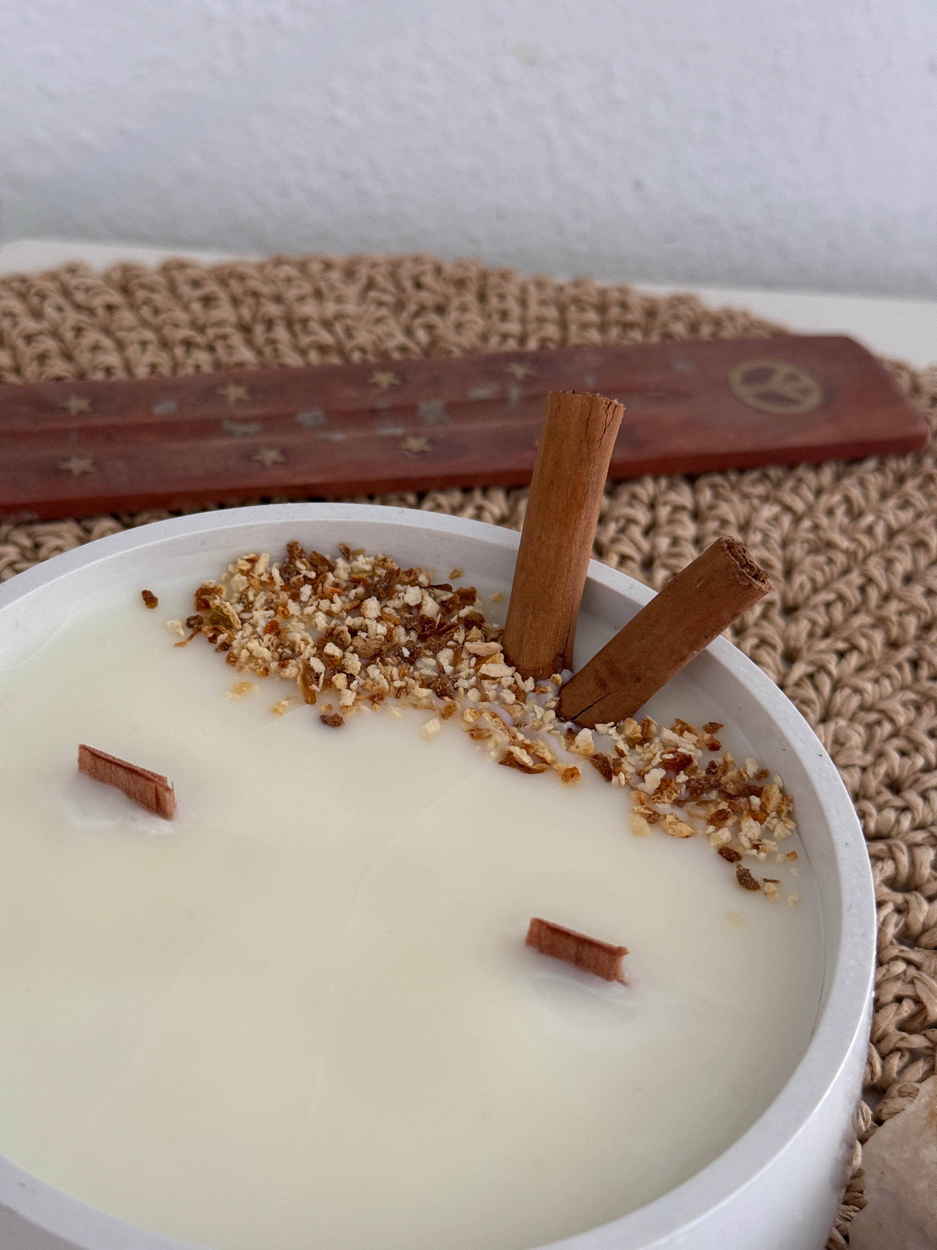 Santuario · Vela aromática Canela y Naranja